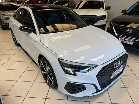 AUDI A3 2.0 40 TFSI MHEV SEDAN PERFORMANCE BLACK S-TRONIC AUDI A3 2.0 40 TFSI MHEV SEDAN PERFORMANCE BLACK S-TRONIC